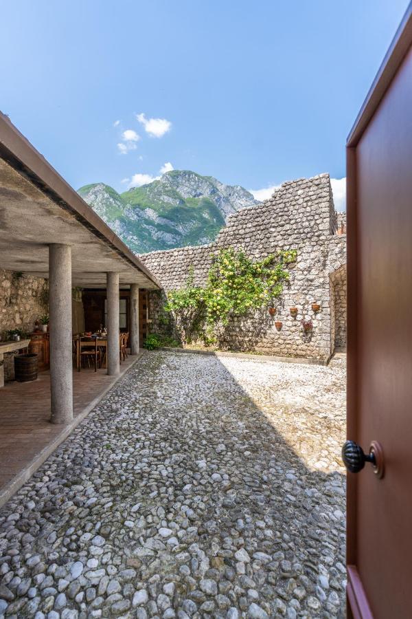 Hotel Sleep In Venzone Exterior foto